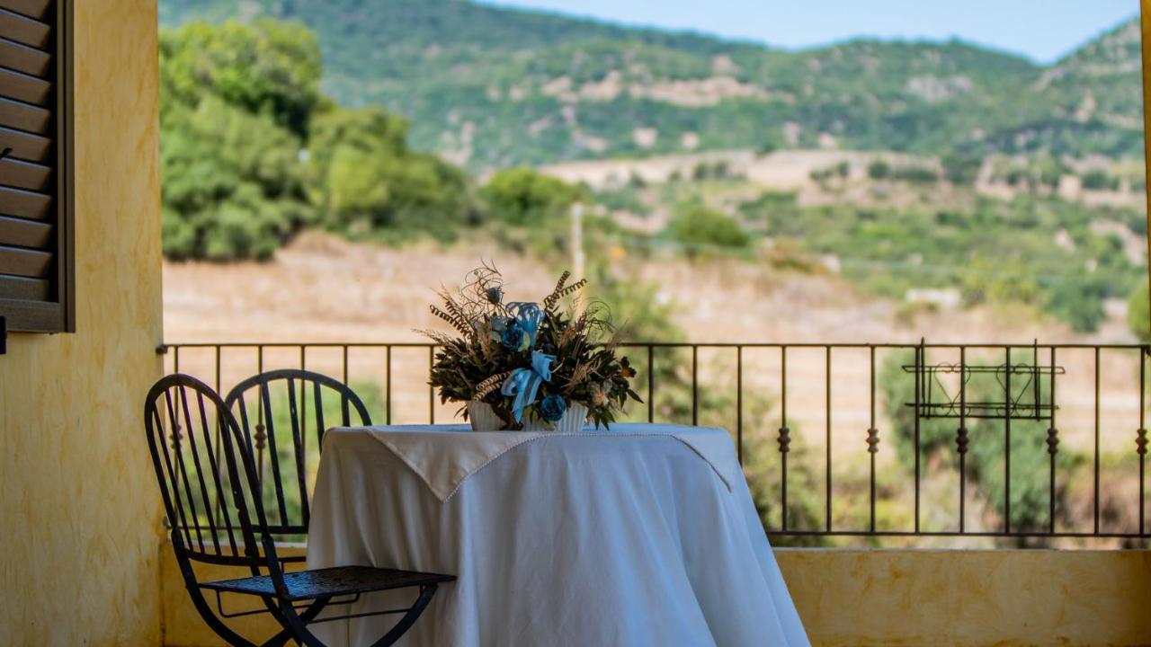 Agriturismo Carrucana Martis Kültér fotó